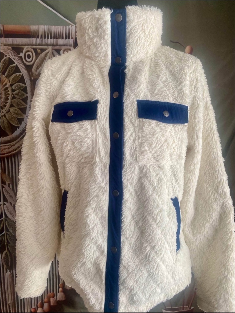 Marmot Cream Sherpa Jacket with Navy Trim Accents